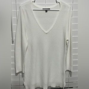 Women’s Deep V-Neck 3/4 Sleeve Sweater Size Small